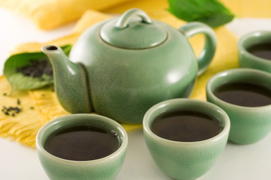 За чашкой Чая Green-tea-pot-and-cups_550x365shkl